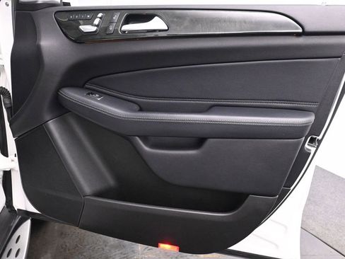 Used 2019 Mercedes-Benz GLS 450 4MATIC w/ Premium 1 Package image 20