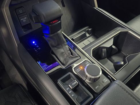 Used 2025 Toyota Tundra Limited image 14
