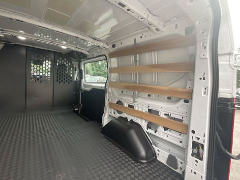 Used 2025 Ford Transit 250 Low Roof w/ Exterior Upgrade Package RWD image 19