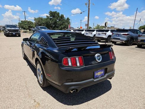 Used 2011 Ford Mustang GT w/ Security Pkg RWD image 6