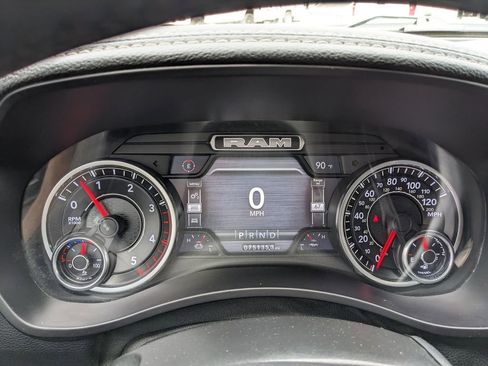 Used 2023 RAM 2500 Laramie AWD/4WD image 36