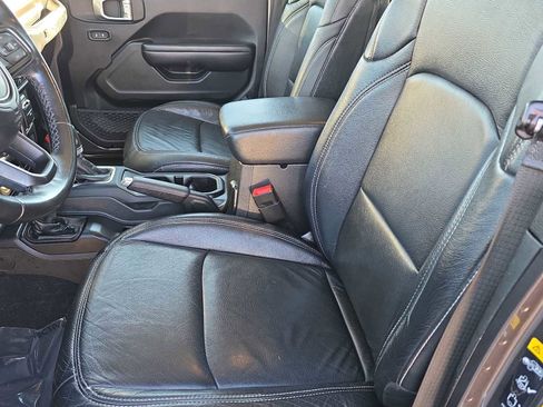 Used 2020 Jeep Wrangler Unlimited Sport S image 15