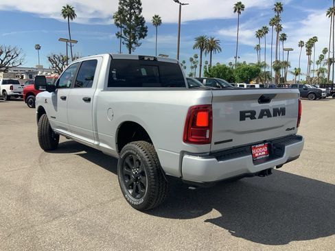 New 2026 RAM 2500 Big Horn AWD/4WD image 9