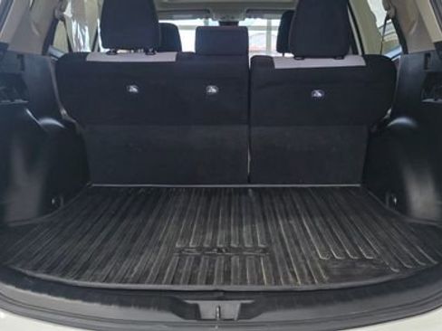 Used 2018 Toyota RAV4 XLE image 6