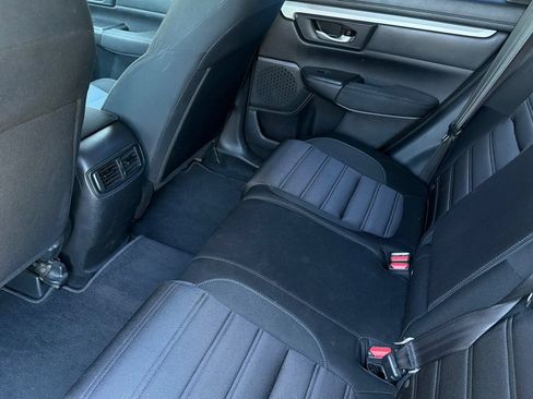 Used 2018 Honda CR-V LX image 14