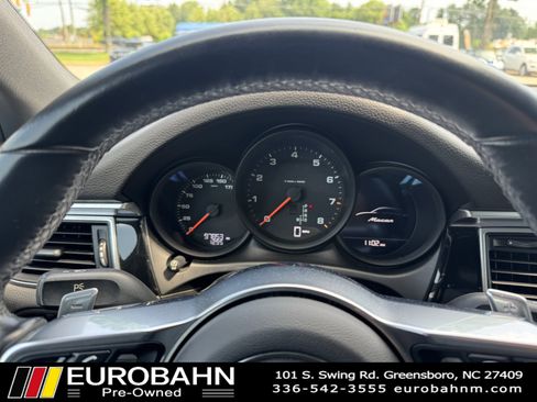 Used 2017 Porsche Macan image 19