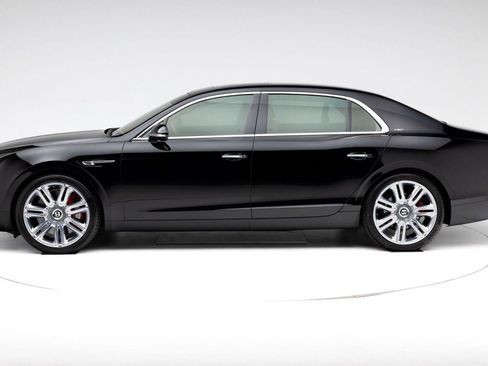 Used 2018 Bentley Flying Spur S V8 AWD/4WD image 26