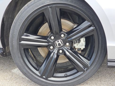 Used 2025 Honda Accord Sport image 11