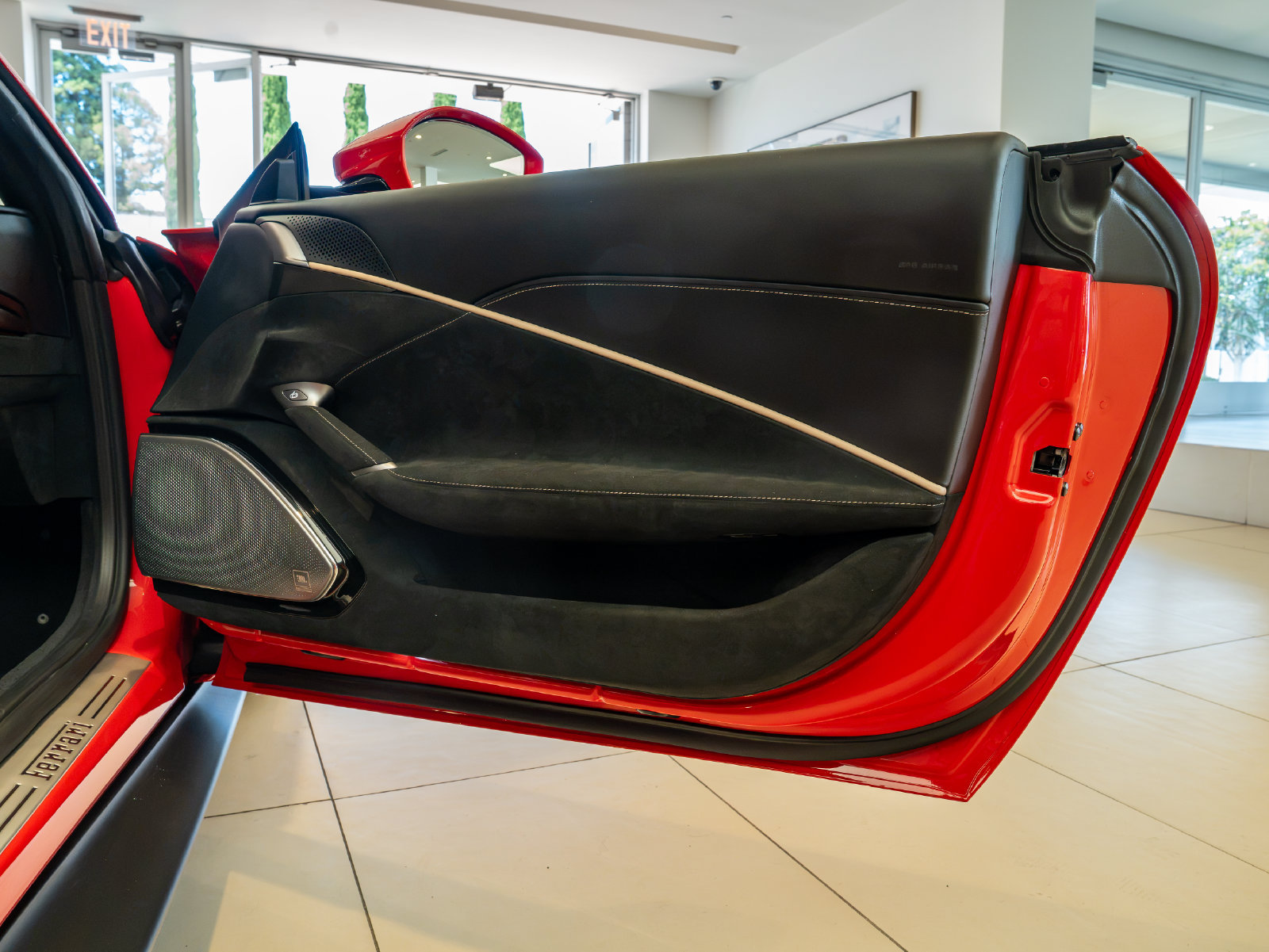 Certified 2026 Ferrari Roma Spider RWD image 25