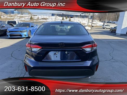 Used 2023 Toyota Corolla LE w/ Carpet Mat Package (TMS) image 4