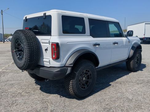 New 2026 Ford Bronco Badlands image 3