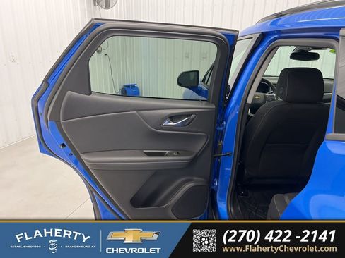 Used 2024 Chevrolet Blazer LT w/ Convenience Package image 10