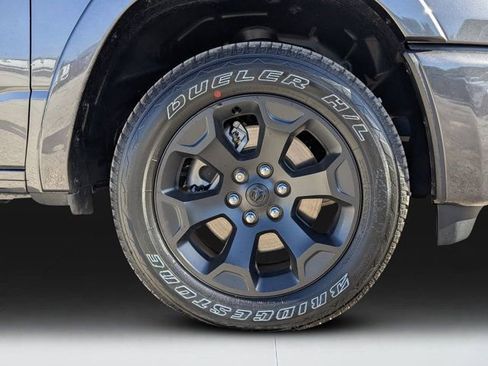 New 2026 RAM 1500 Big Horn AWD/4WD image 10