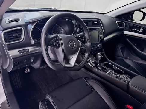 Used 2020 Nissan Maxima 3.5 SL w/ Floor Mat Group image 9