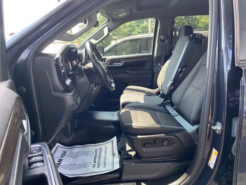 Used 2023 Chevrolet Silverado 1500 LT AWD/4WD image 13