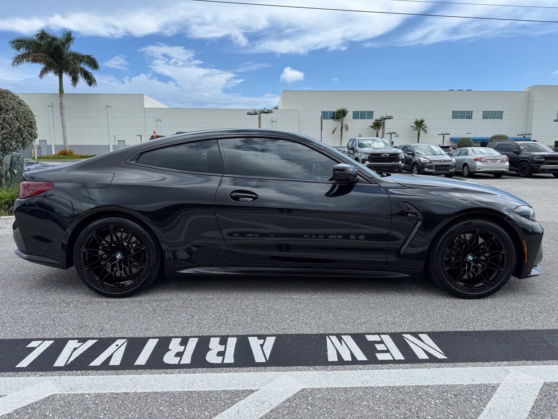 Used 2027 BMW M4 Competition RWD image 6