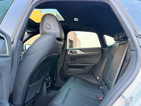 Used 2023 BMW i4 eDrive40 RWD image 17
