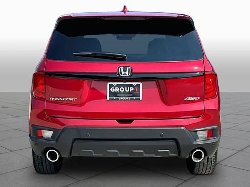 Used 2025 Honda Passport EX-L image 5