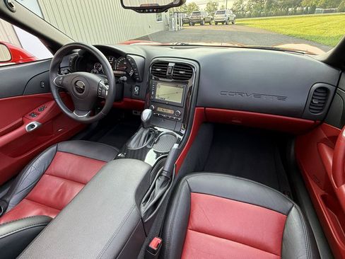 Used 2013 Chevrolet Corvette Grand Sport w/ 2LT Preferred Equipment Group RWD image 23
