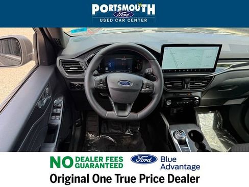 Used 2025 Ford Escape ST-Line w/ Tech Pack #1 image 7