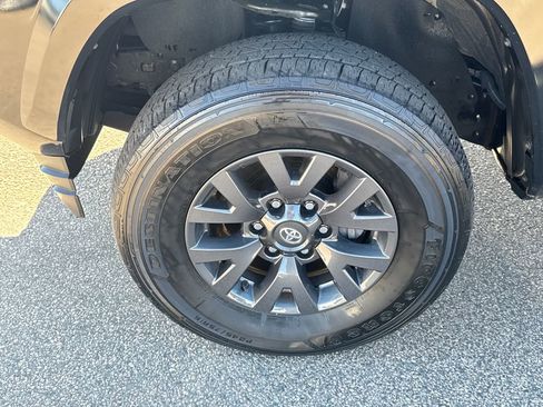 Used 2023 Toyota Tacoma SR5 image 36