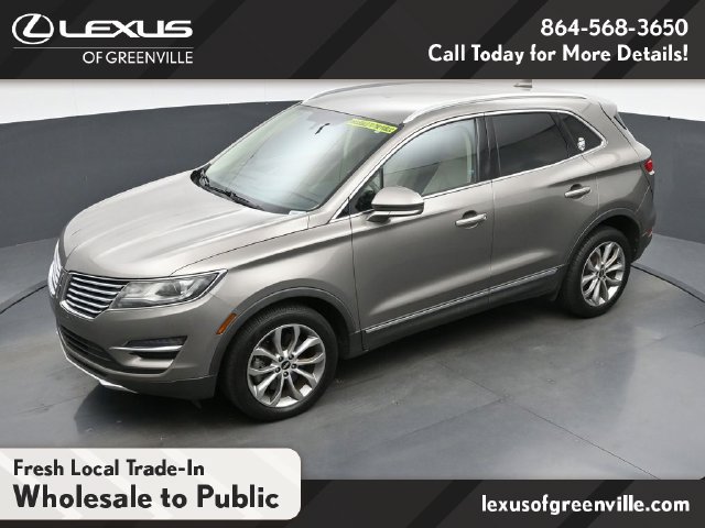 Used 2017 Lincoln MKC Select w/ Select Plus Package FWD image 21