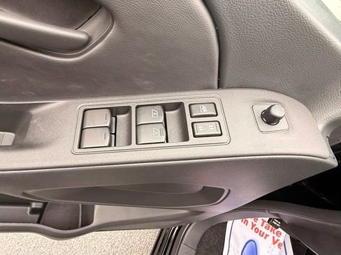 New 2026 Nissan Frontier SV w/ SV Convenience Package image 12