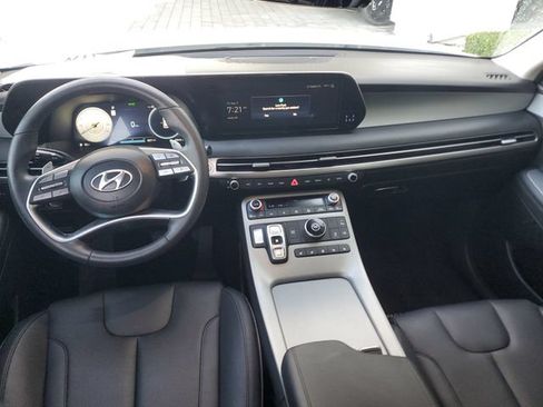 Used 2024 Hyundai Palisade SEL w/ Premium Package FWD image 13