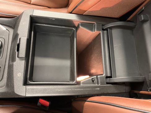 Used 2019 Chevrolet Traverse High Country w/ LPO, Floor Liner Package AWD/4WD image 27
