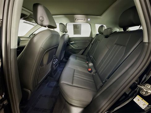 Certified 2025 Audi Q6 e-tron Premium w/ Convenience Package image 24