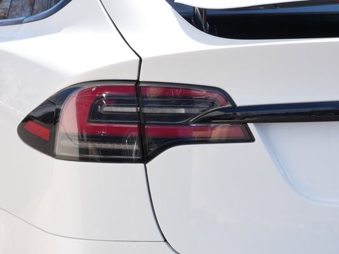 Used 2024 Tesla Model X Plaid AWD/4WD image 17
