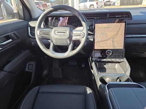 New 2026 GMC Terrain Denali w/ LPO, Floor Liner Package image 9