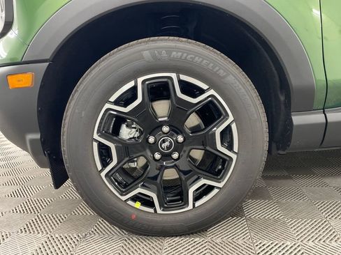 New 2025 Ford Bronco Sport Outer Banks w/ Outer Banks Tech Package+ AWD/4WD image 11