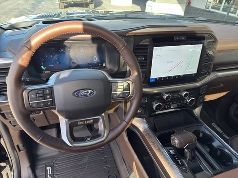 New 2025 Ford F150 King Ranch w/ FX4 Off-Road Package image 17