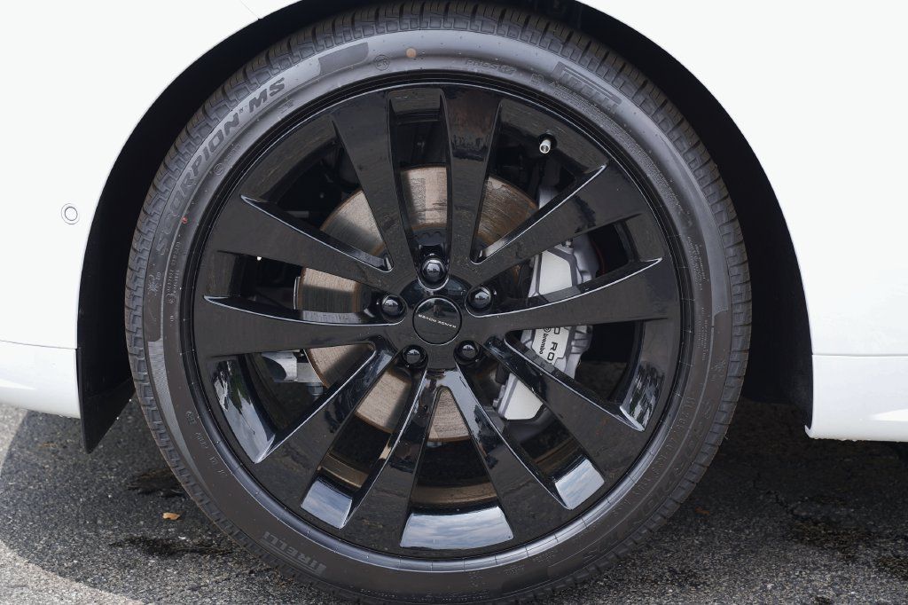 New 2026 Land Rover Range Rover Sport Dynamic SE AWD/4WD image 8