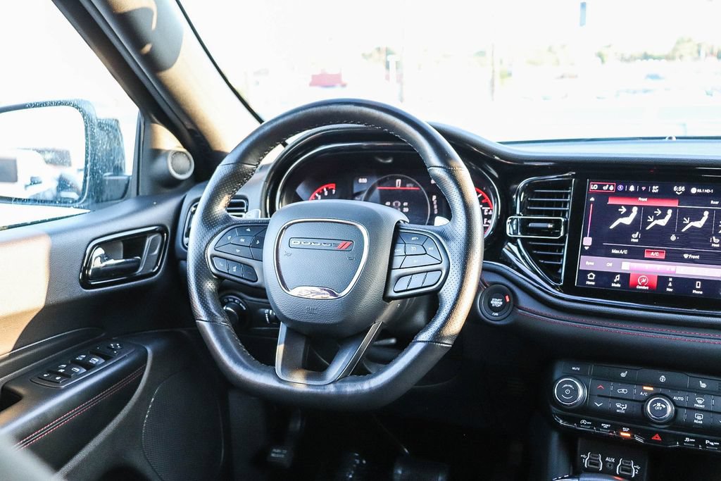Used 2025 Dodge Durango GT AWD/4WD image 17