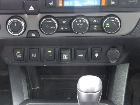 Certified 2023 Toyota Tacoma TRD Sport w/ TRD Premium Sport Package image 29