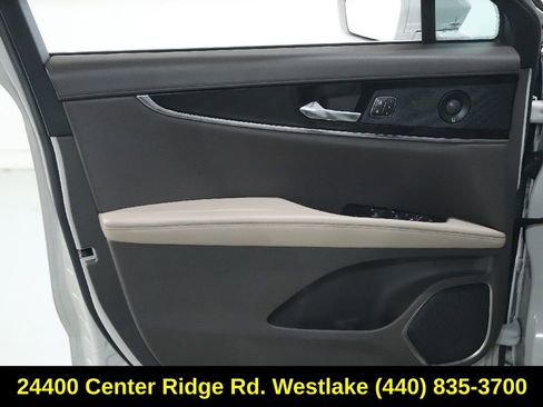 Used 2021 Lincoln Nautilus Reserve image 16