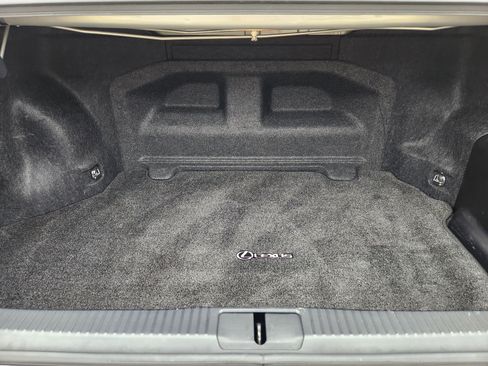 Used 2014 Lexus ES 300h image 32