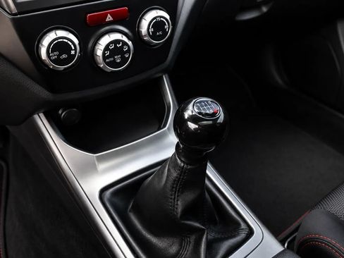 Used 2013 Subaru Impreza WRX Premium AWD/4WD image 18