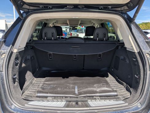 Certified 2020 Buick Envision Essence w/ LPO, Cargo Package AWD/4WD image 33