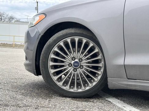 Used 2013 Ford Fusion Titanium FWD image 10