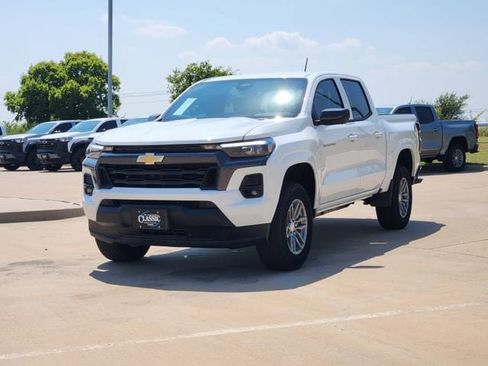 New 2026 Chevrolet Colorado LT w/ LT Convenience Package RWD image 3