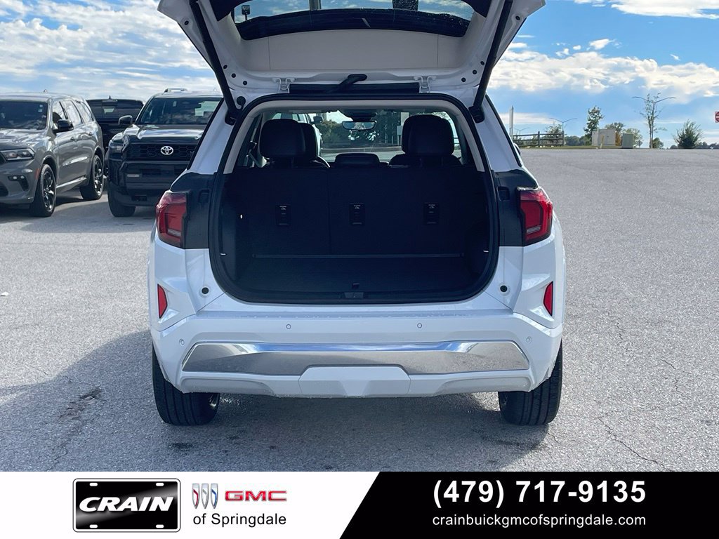 New 2027 GMC Terrain Denali w/ LPO, Floor Liner Package AWD/4WD image 7
