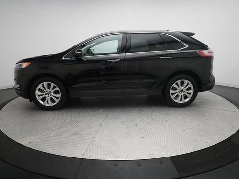Used 2020 Ford Edge Titanium w/ Equipment Group 301A AWD/4WD image 26