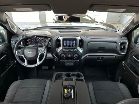 Used 2022 Chevrolet Silverado 1500 LT AWD/4WD image 20