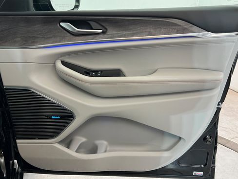 Used 2022 Jeep Grand Cherokee L Overland image 25