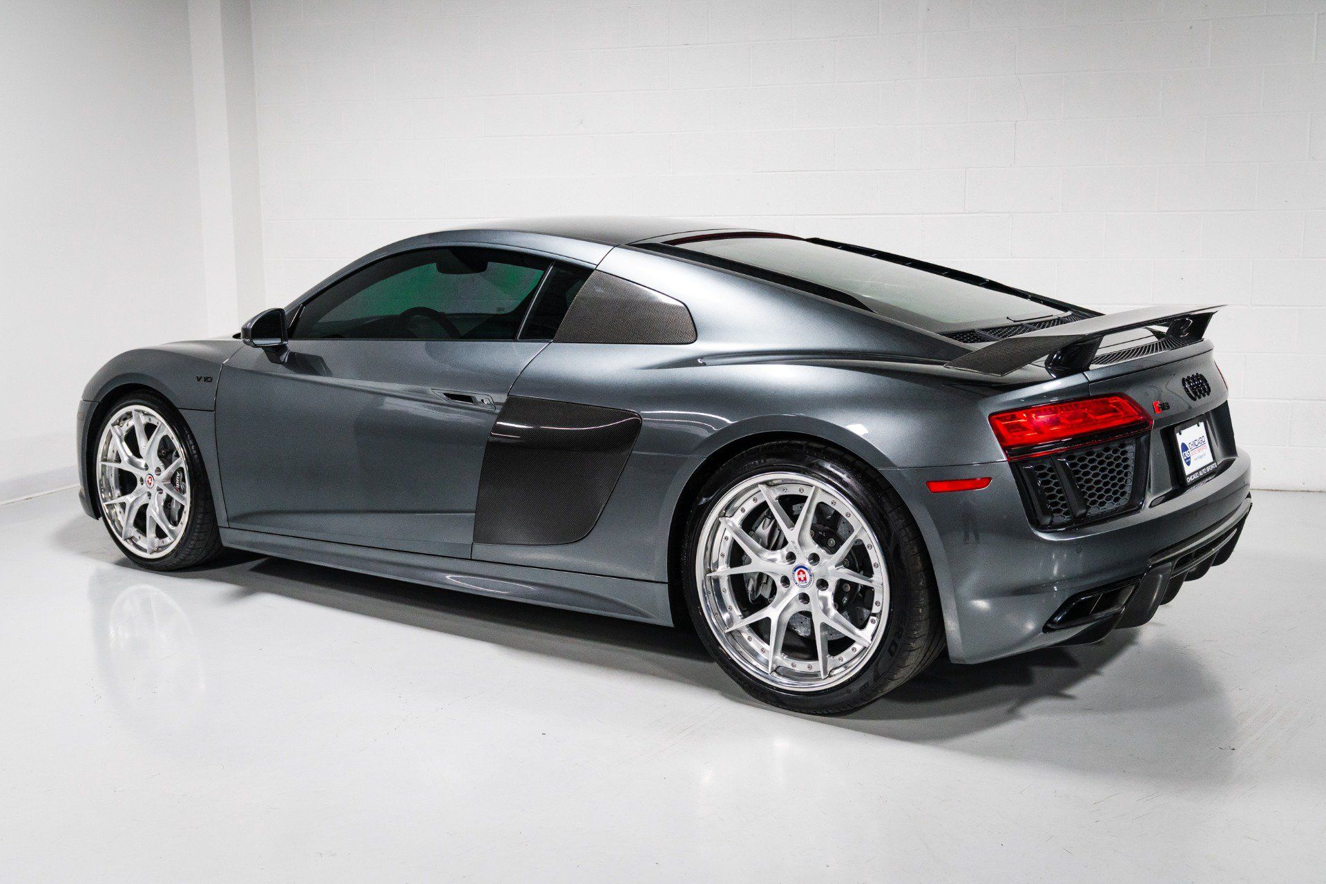 Used 2018 Audi R8 V10 plus AWD/4WD image 5