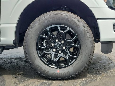New 2026 Ford F150 XLT w/ Equipment Group 302A MID AWD/4WD image 9