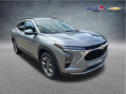 Used 2025 Chevrolet Trax LT w/ LT Convenience Package
